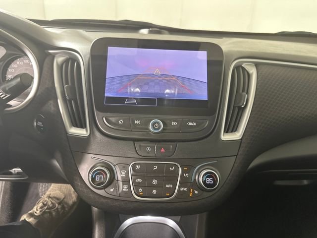 Used 2024 Chevrolet Malibu LT image 23