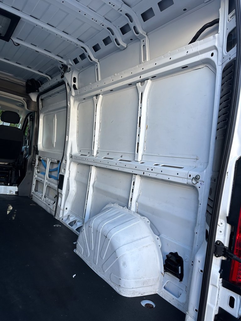 Used 2023 RAM ProMaster 2500 FWD image 12