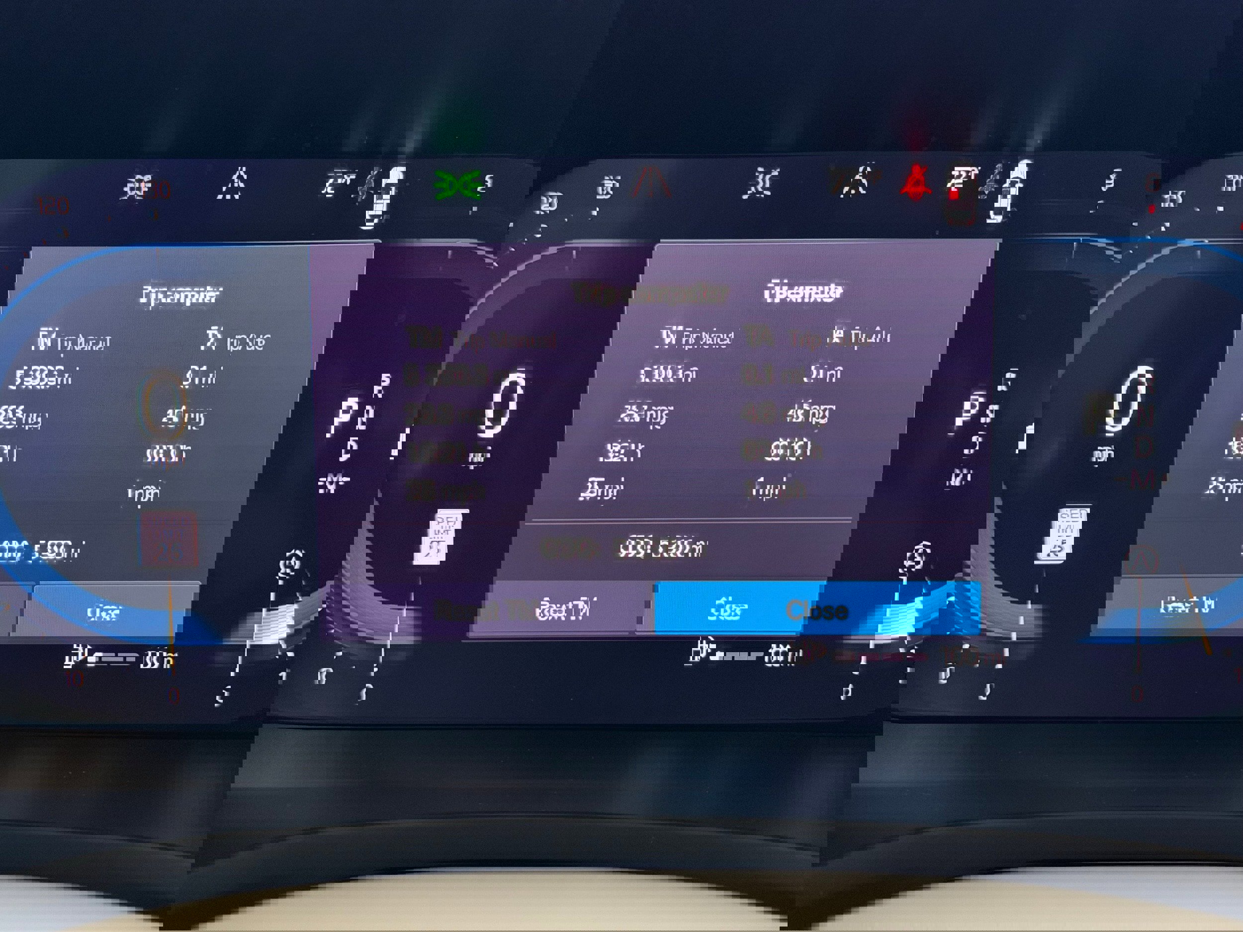 Certified 2025 Volvo S60 B5 Core image 18