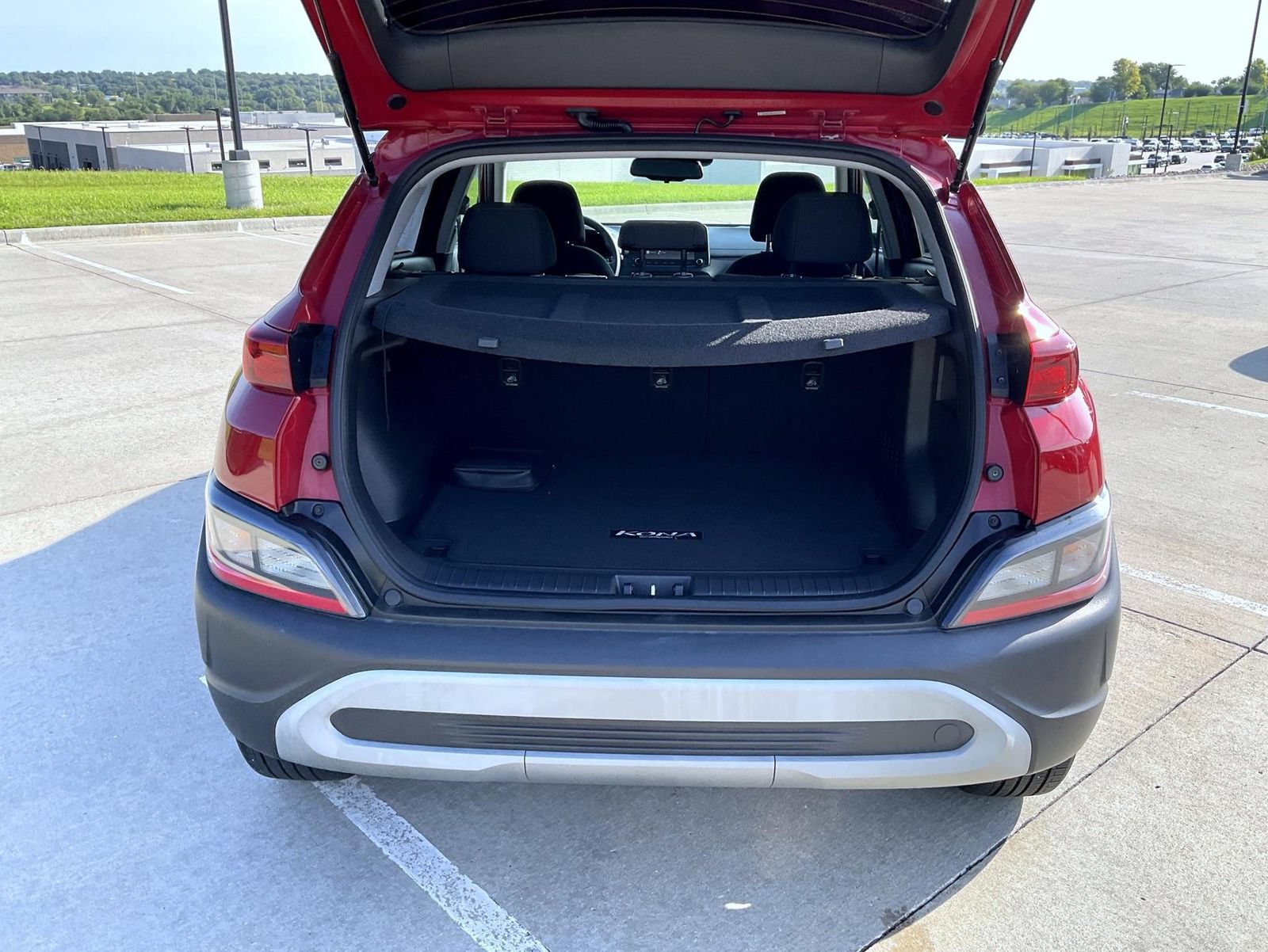 Certified 2023 Hyundai Kona SEL w/ Cargo Package AWD/4WD image 9