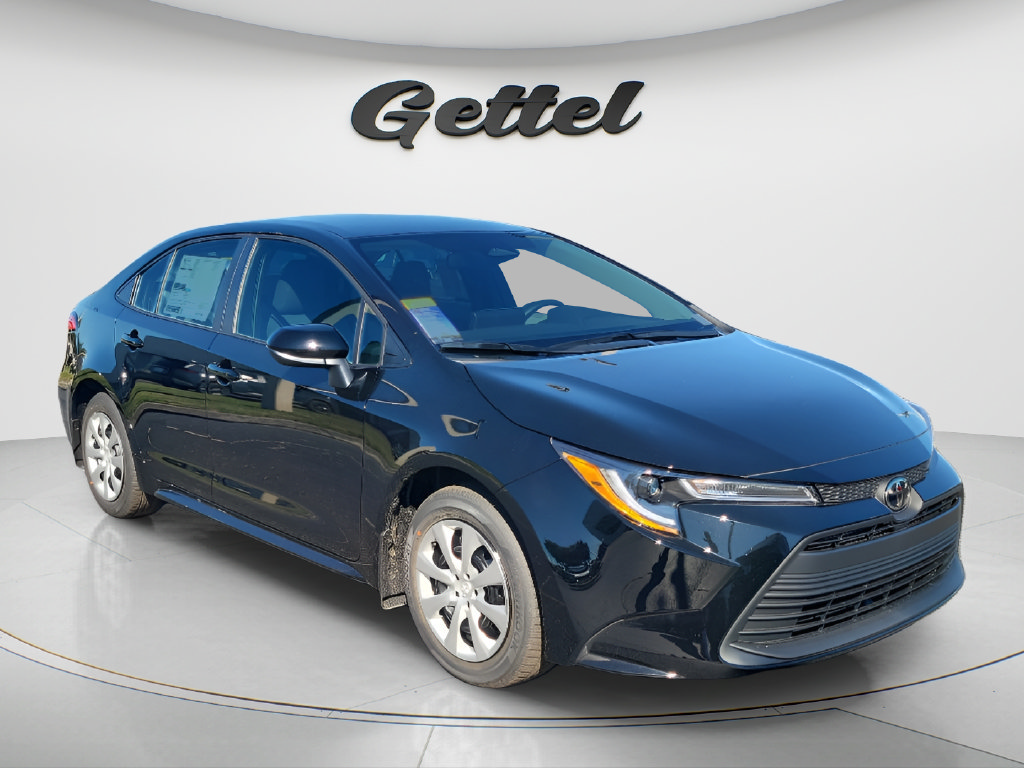 New 2027 Toyota Corolla LE FWD image 3
