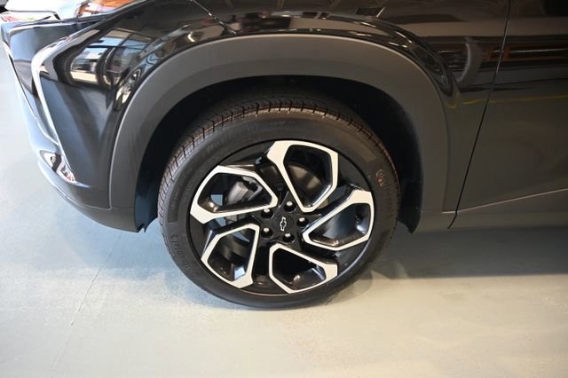 New 2026 Chevrolet Trax RS w/ Sunroof Package FWD image 28