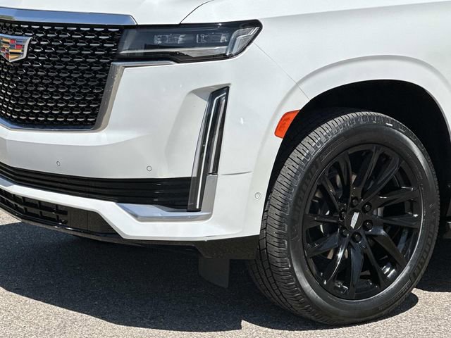 Used 2021 Cadillac Escalade Premium Luxury w/ LPO, Illumination Package AWD/4WD image 7
