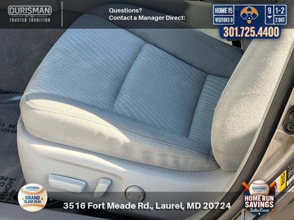 Used 2016 Toyota Camry LE FWD image 7