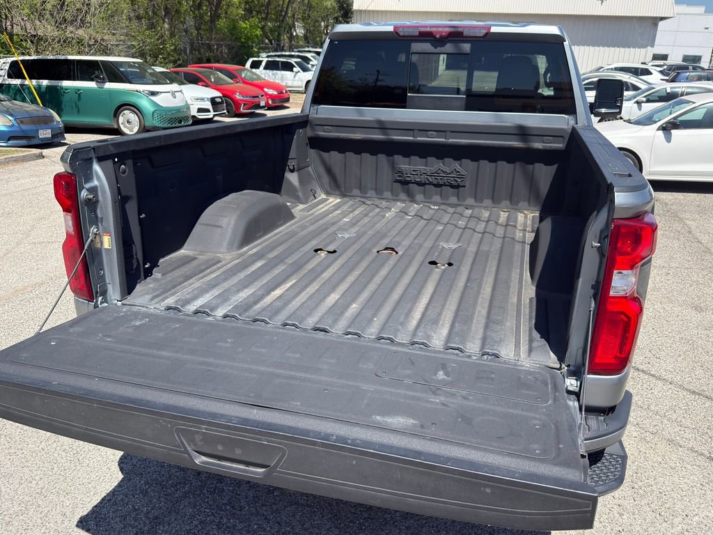Used 2024 Chevrolet Silverado 3500 High Country w/ Technology Package image 13