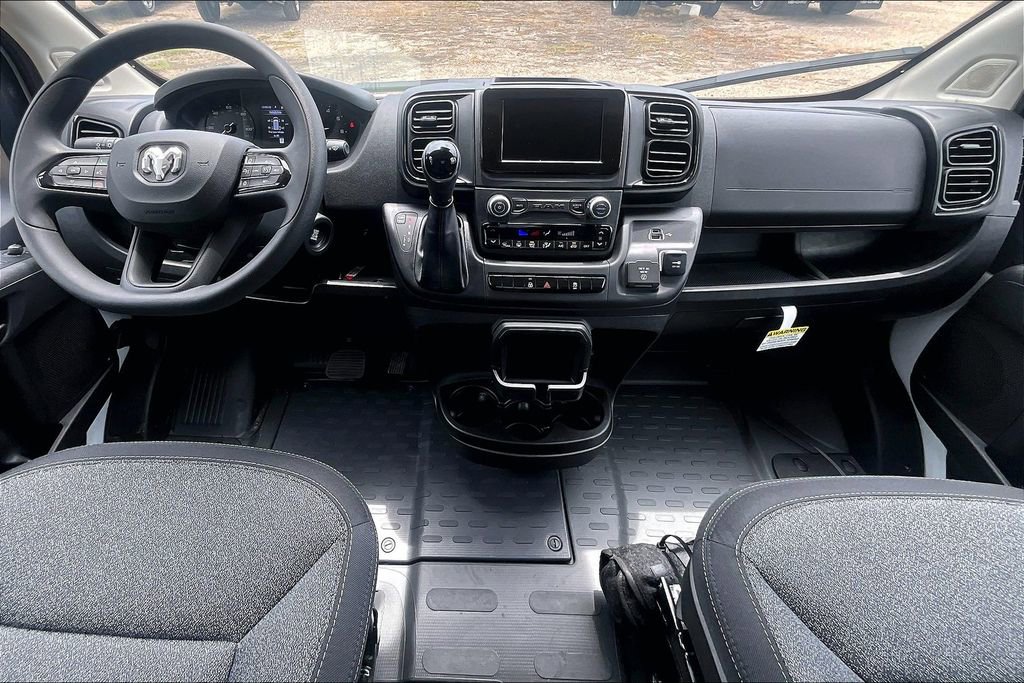 New 2024 RAM ProMaster 2500 w/ Convenience Group FWD image 4