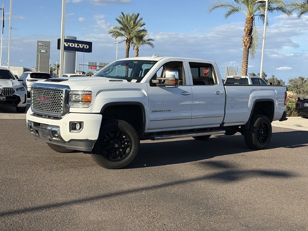 Used 2017 GMC Sierra 3500 Denali w/ Duramax Plus Package AWD/4WD image 3