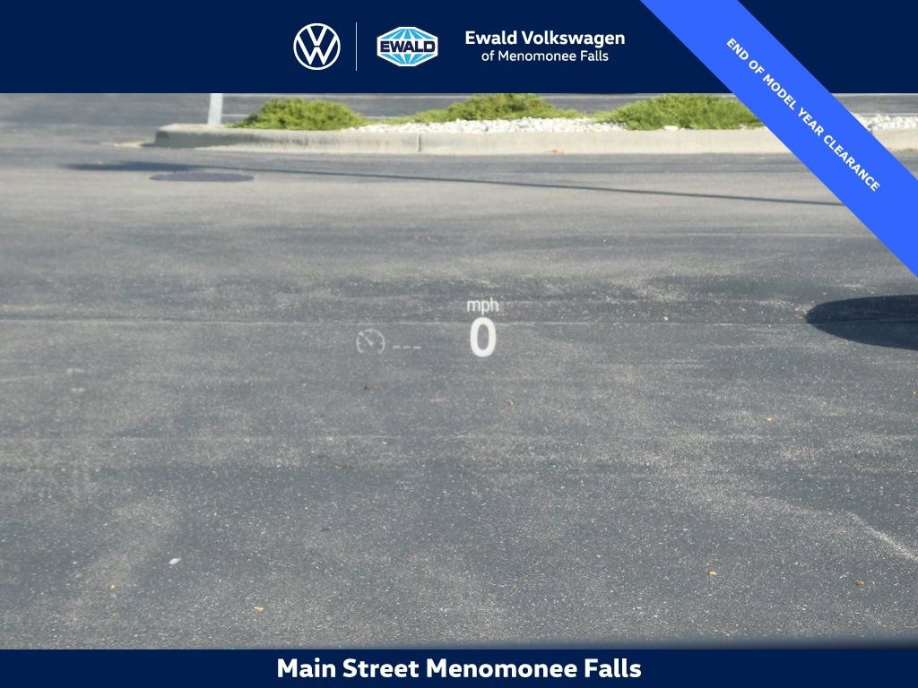 New 2025 Volkswagen ID. Buzz Pro S Plus AWD/4WD image 11