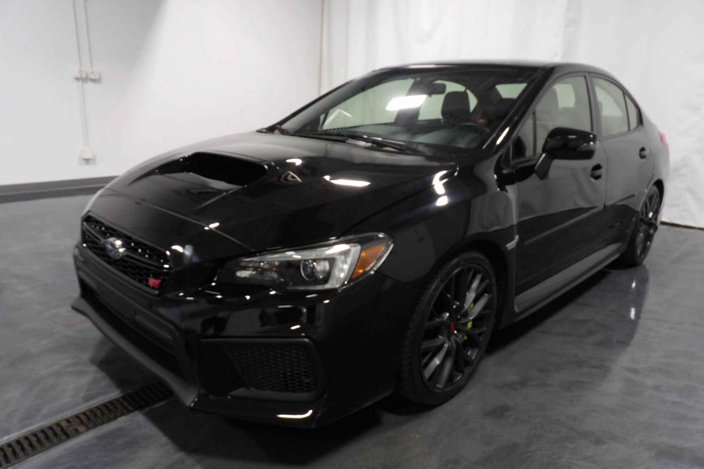 Used 2020 Subaru WRX STI Limited AWD/4WD image 3