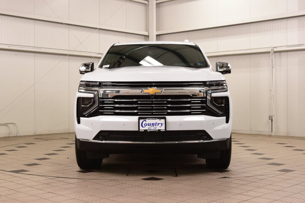 New 2026 Chevrolet Suburban Premier AWD/4WD image 2