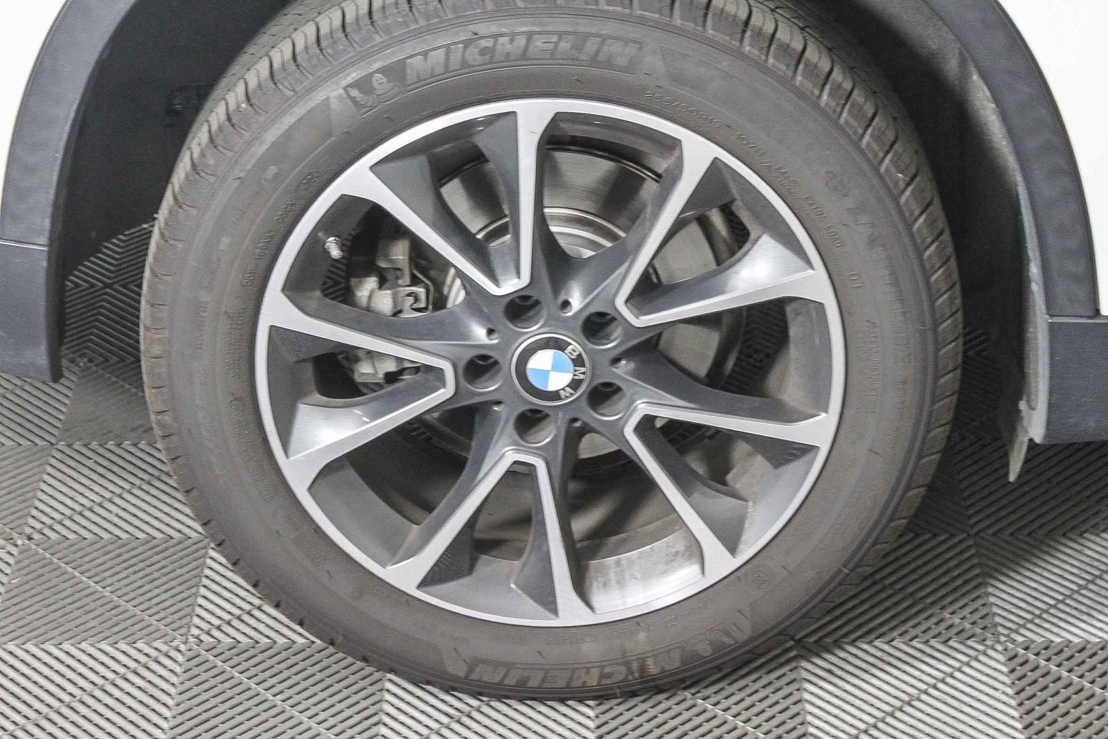 Used 2018 BMW X5 xDrive35i image 11
