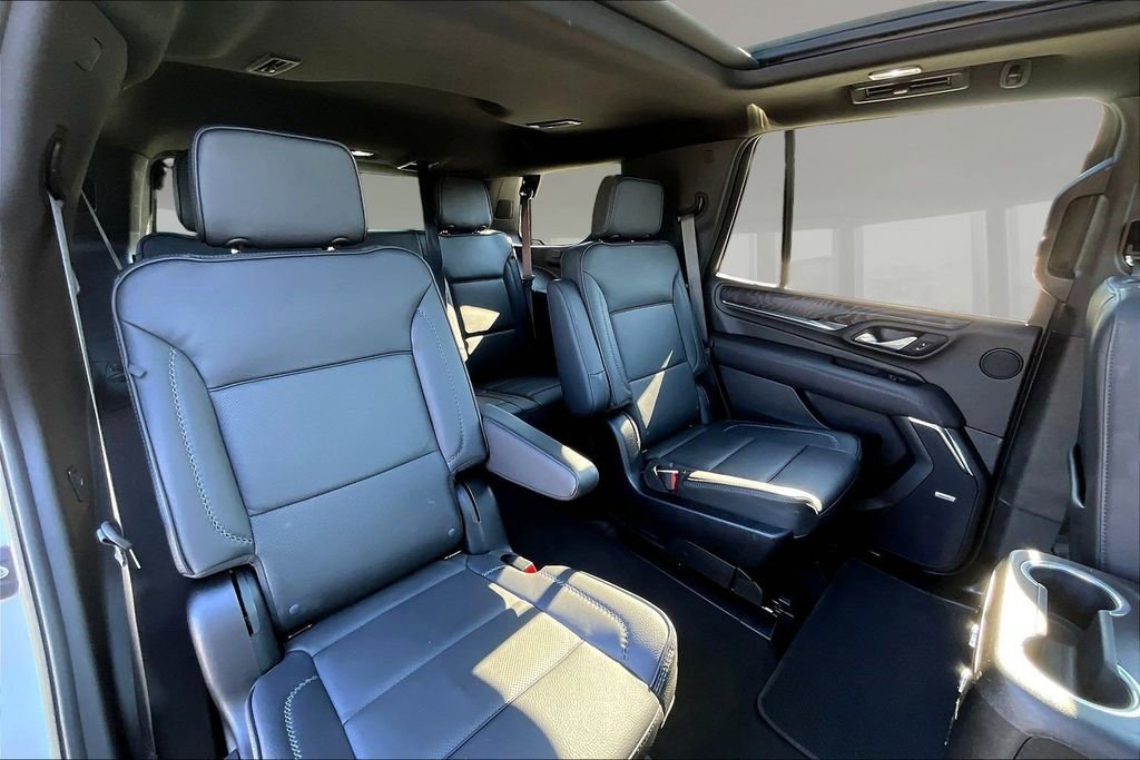 Used 2024 GMC Yukon Denali AWD/4WD image 22