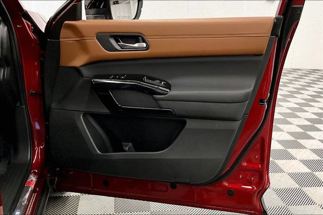 New 2026 Nissan Pathfinder Platinum AWD/4WD image 39