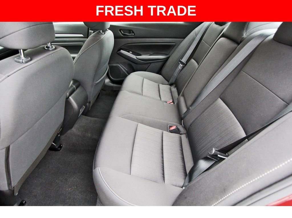 Used 2023 Nissan Altima 2.5 SV w/ SV Premium Package image 7