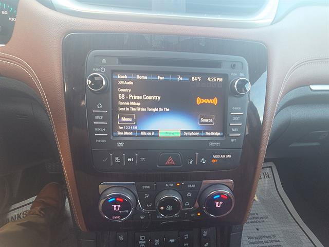 Used 2015 Chevrolet Traverse LTZ AWD/4WD image 21