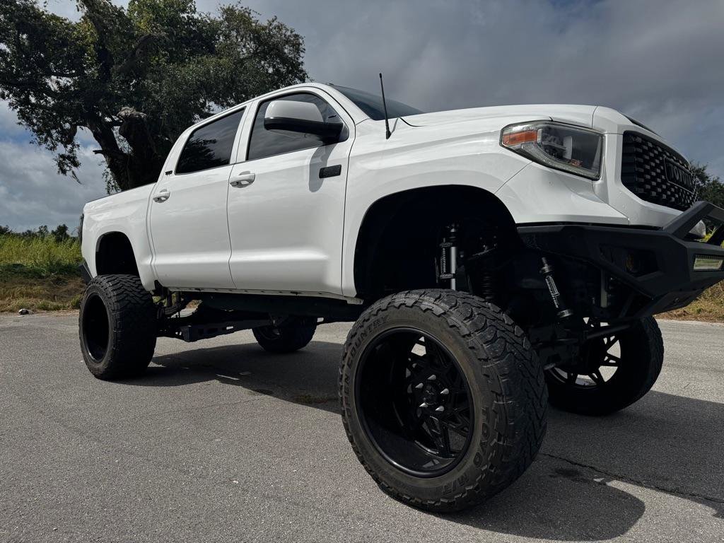 Used 2017 Toyota Tundra SR5 w/ TRD Off Road Package image 7