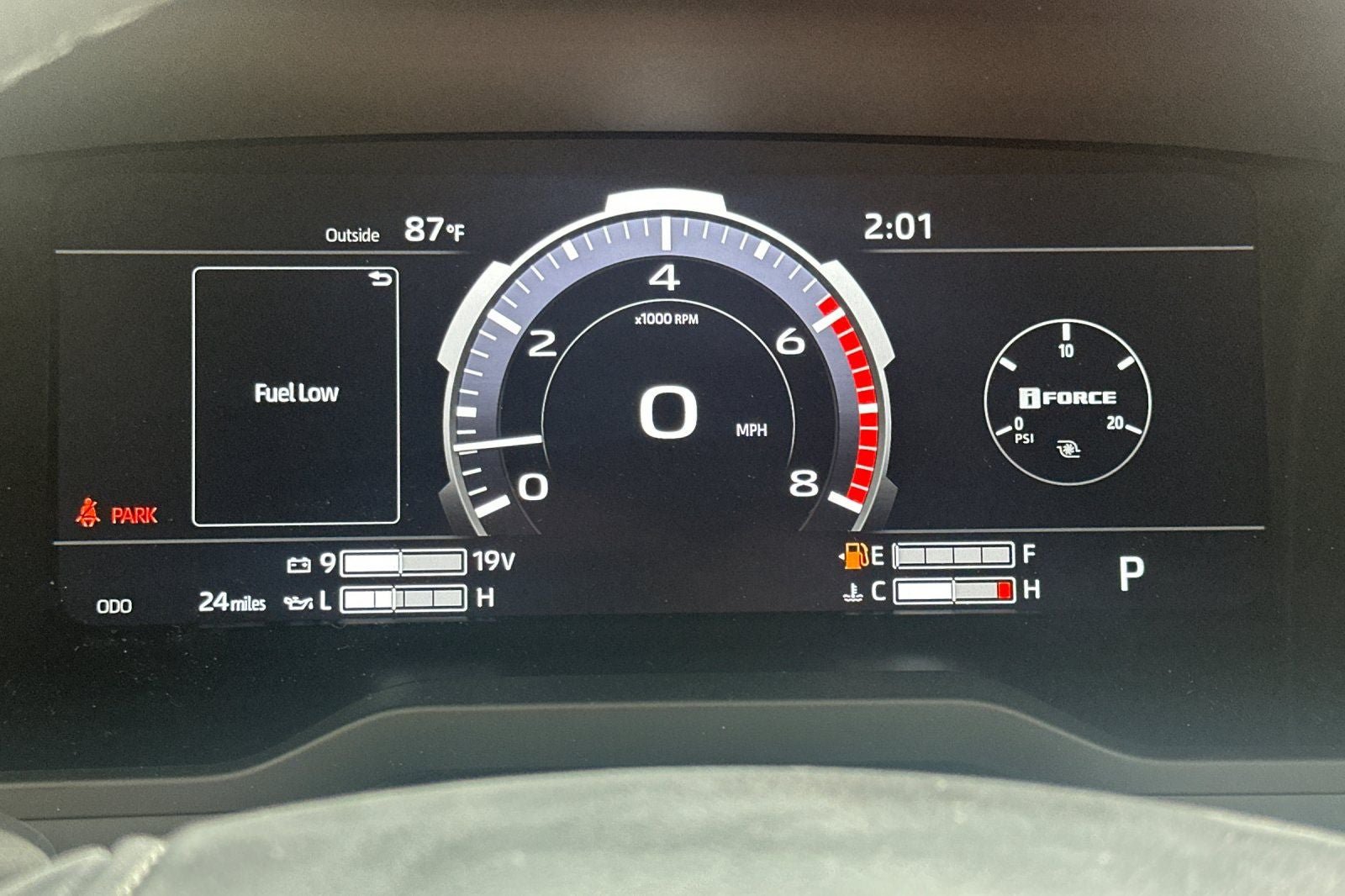 New 2026 Toyota Tundra Limited AWD/4WD image 28