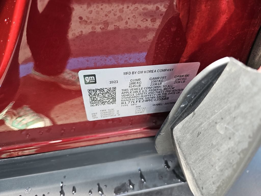 Used 2024 Chevrolet Trax LS w/ LS Convenience Package FWD image 32