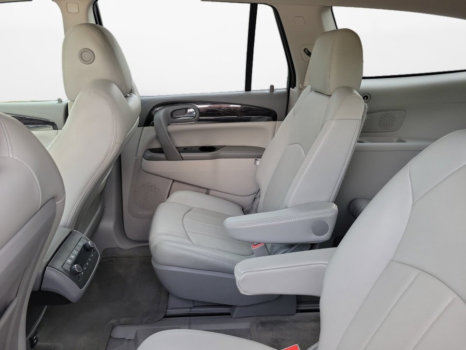 Used 2017 Buick Enclave Premium w/ Experience Buick Package FWD image 15