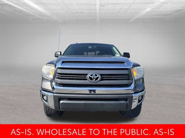 Used 2015 Toyota Tundra SR5 w/ TRD Off Road Package AWD/4WD image 3