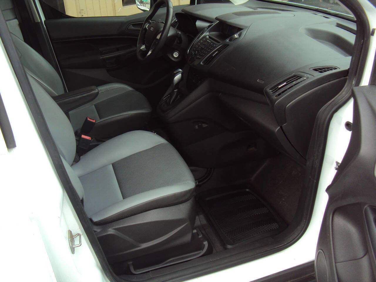 Used 2014 Ford Transit Connect XL image 9