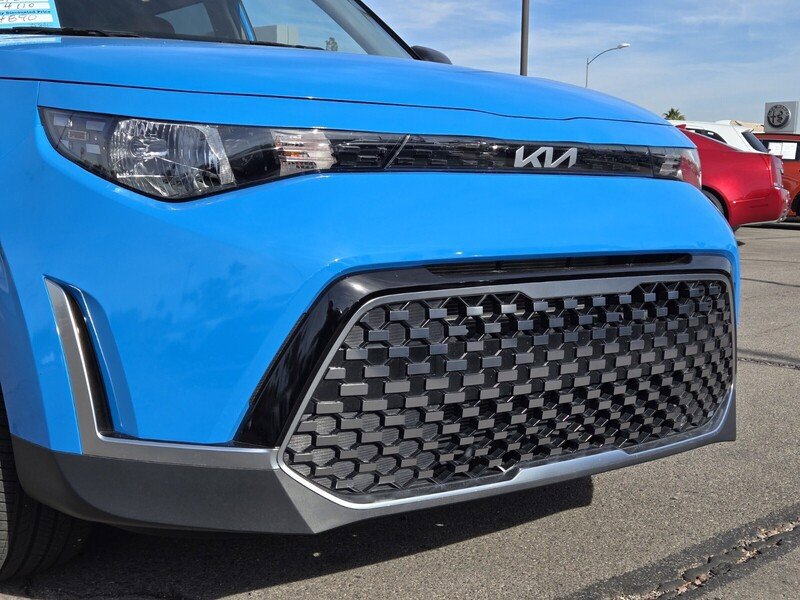 Certified 2025 Kia Soul EX FWD image 9
