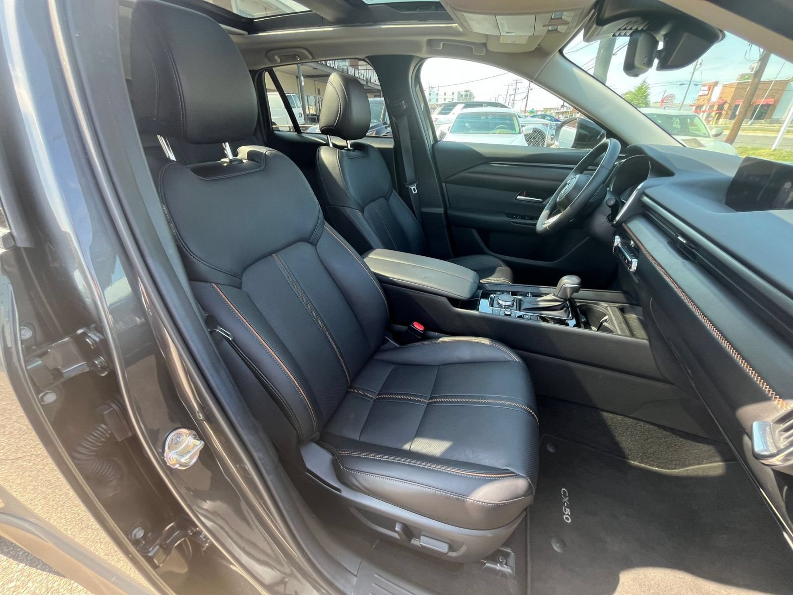 Used 2025 MAZDA CX-50 2.5 Hybrid w/ Premium Plus Pkg AWD/4WD image 38