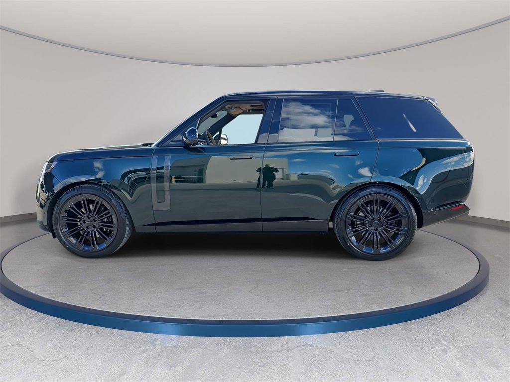 New 2026 Land Rover Range Rover SE image 8