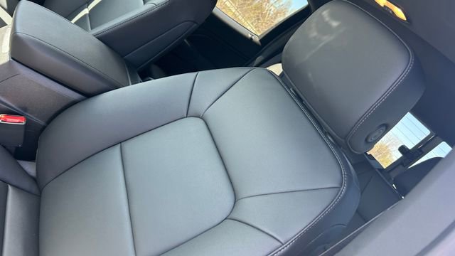 New 2026 Chevrolet Colorado LT w/ LT Convenience Package AWD/4WD image 18