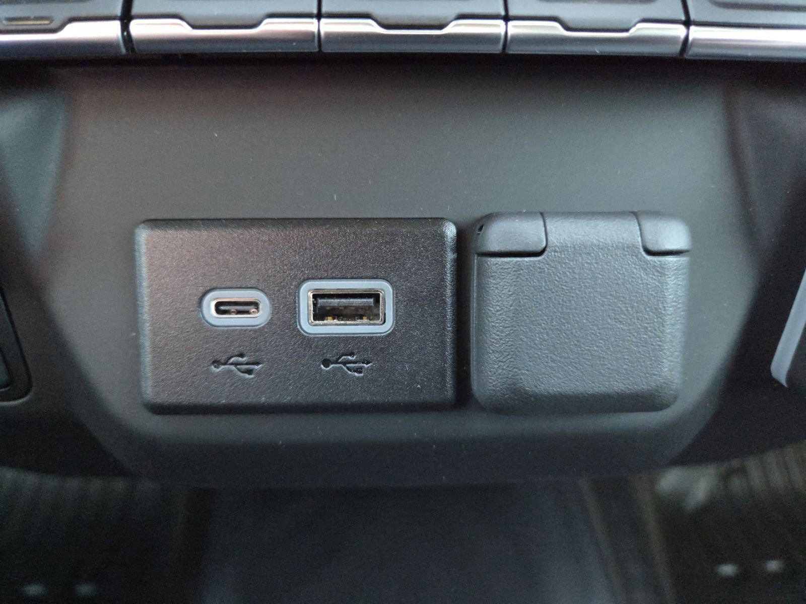 New 2026 GMC Sierra 2500 Pro w/ Convenience Package image 10