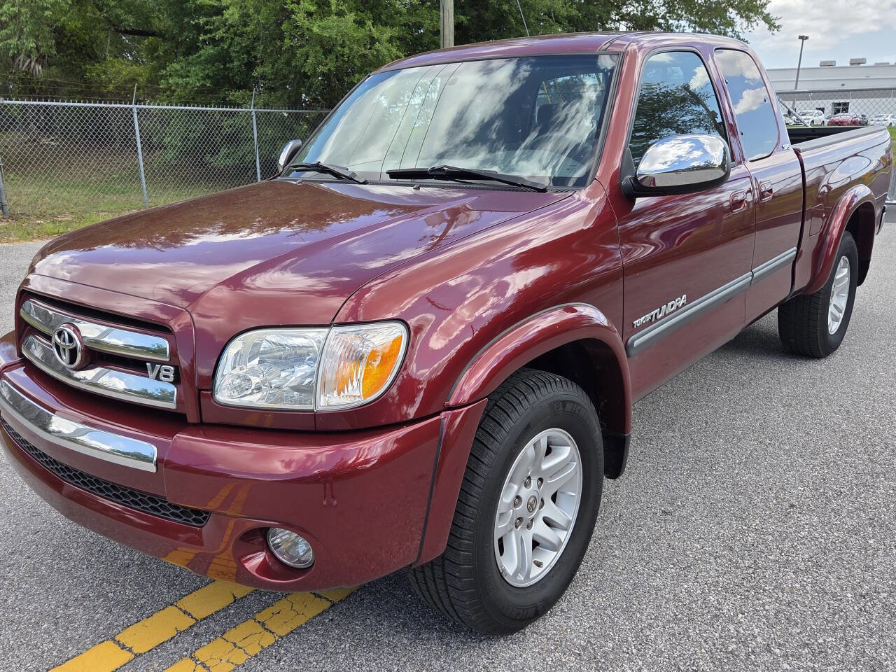Used 2006 Toyota Tundra SR5 RWD image 1