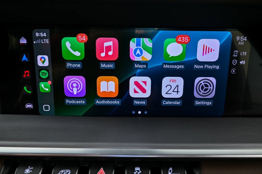 Certified 2024 Porsche 911 Turbo S w/ 911 Turbo Sportdesign Package image 16