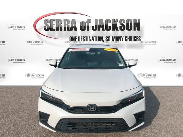 Used 2024 Honda Civic EX image 3