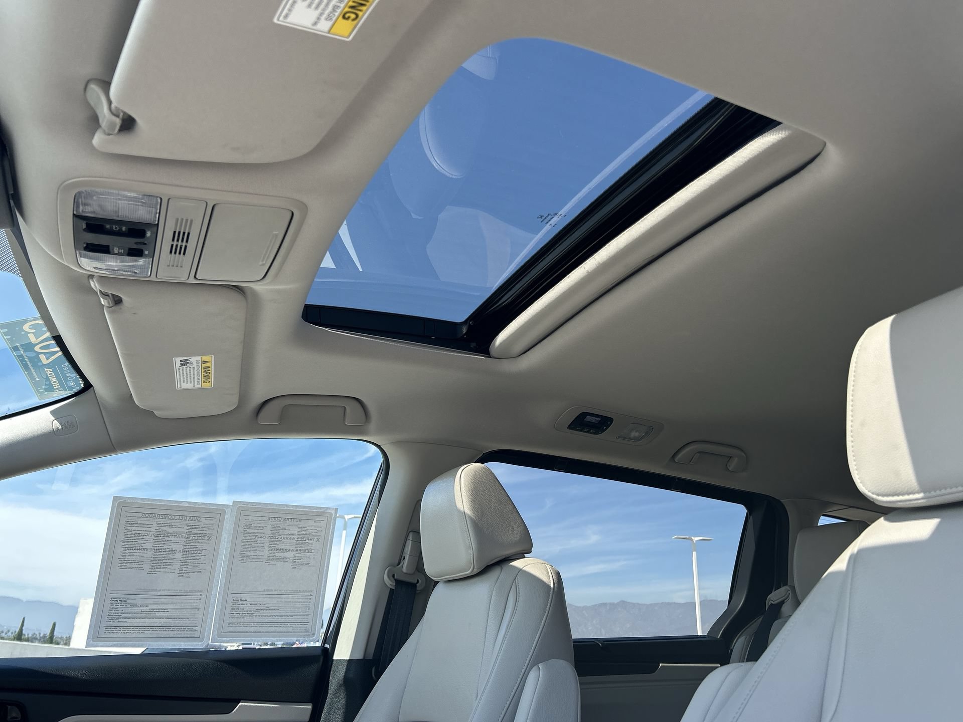 Certified 2025 Honda Odyssey EX-L image 16