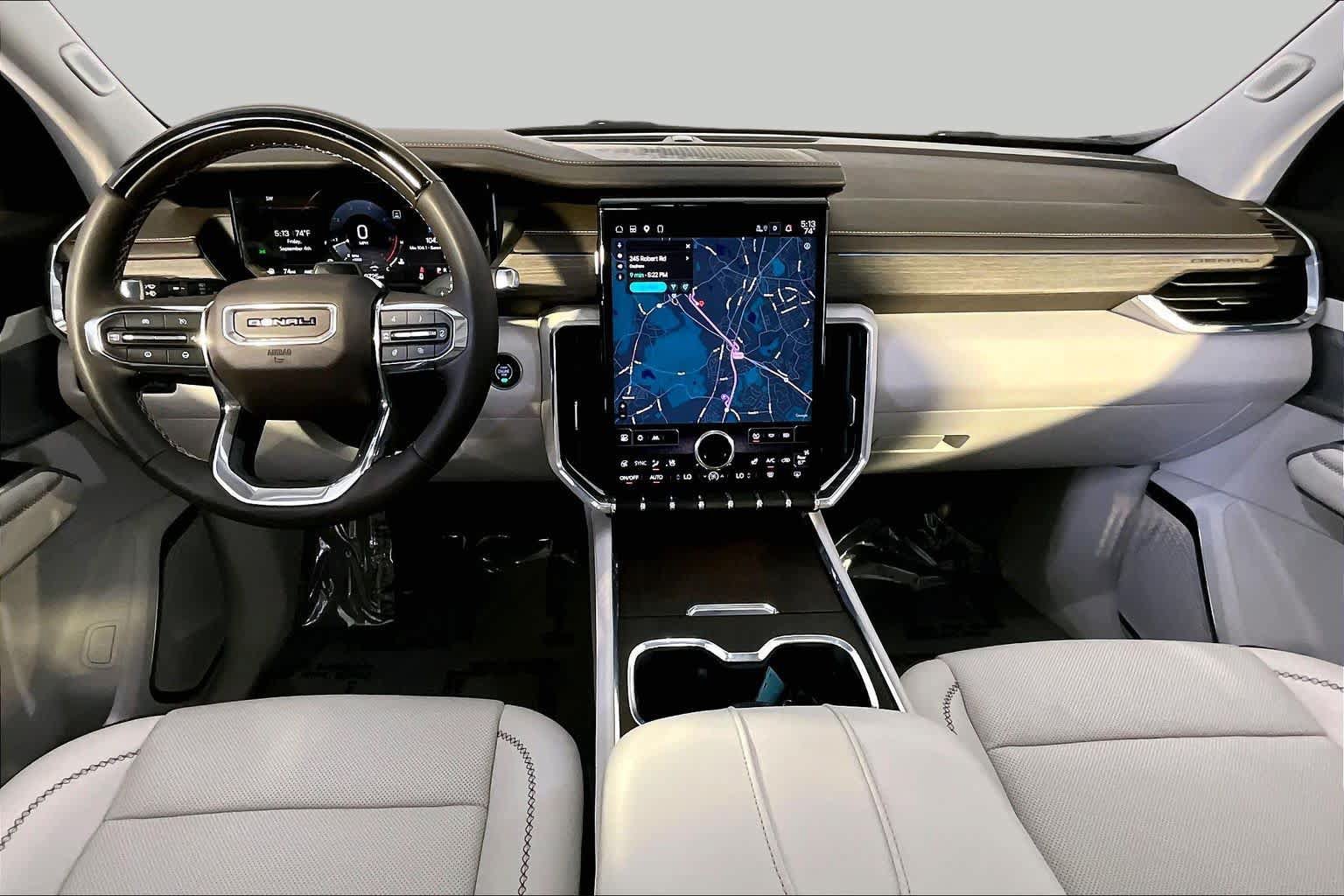 Used 2024 GMC Acadia Denali w/ Super Cruise Package AWD/4WD image 16
