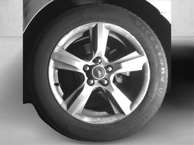 Used 2017 Ford Mustang Coupe RWD image 24
