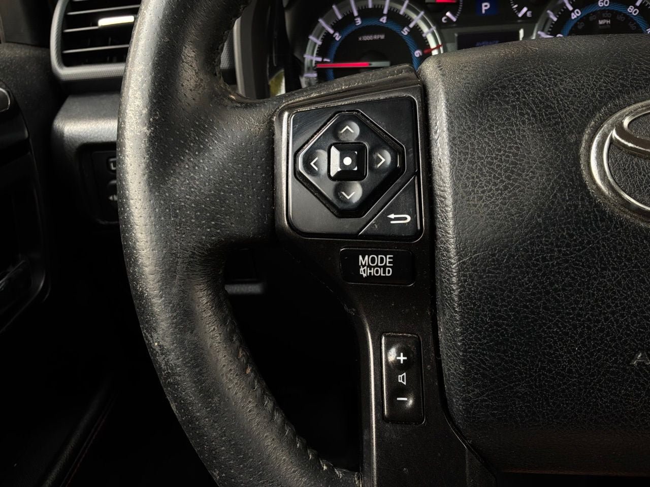 Used 2015 Toyota 4Runner Trail Premium AWD/4WD image 37
