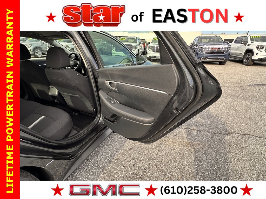 Used 2022 Hyundai Sonata SE image 13