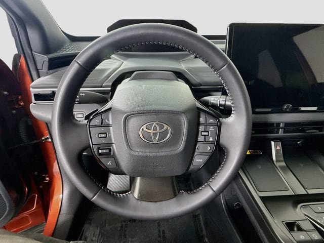 Certified 2026 Toyota C-HR AWD/4WD image 13
