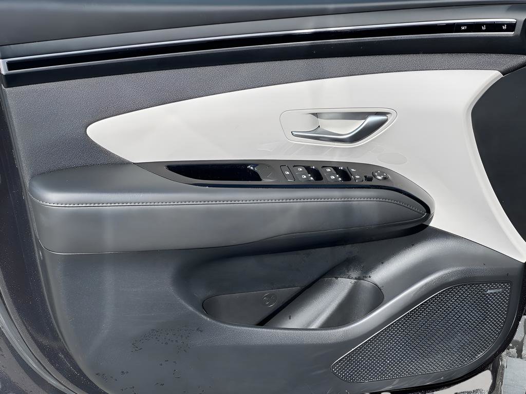 Certified 2023 Hyundai Tucson Limited image 17