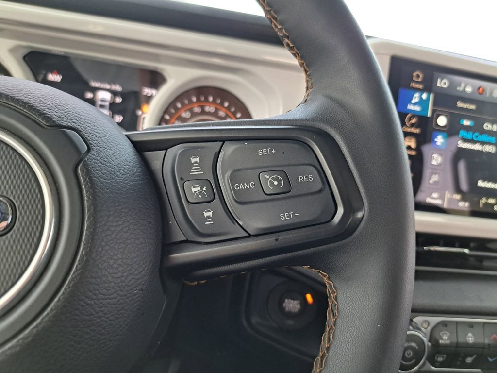 Used 2024 Jeep Gladiator Sport image 14