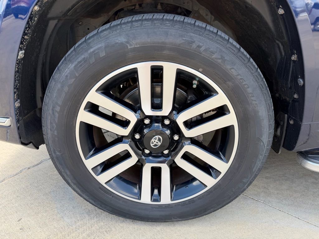 Used 2016 Toyota 4Runner Limited image 8