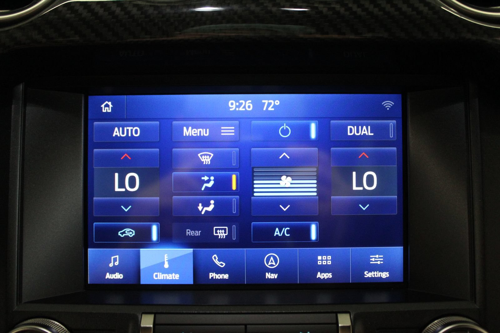 Used 2022 Ford Mustang Shelby GT500 w/ Technology Package RWD image 25