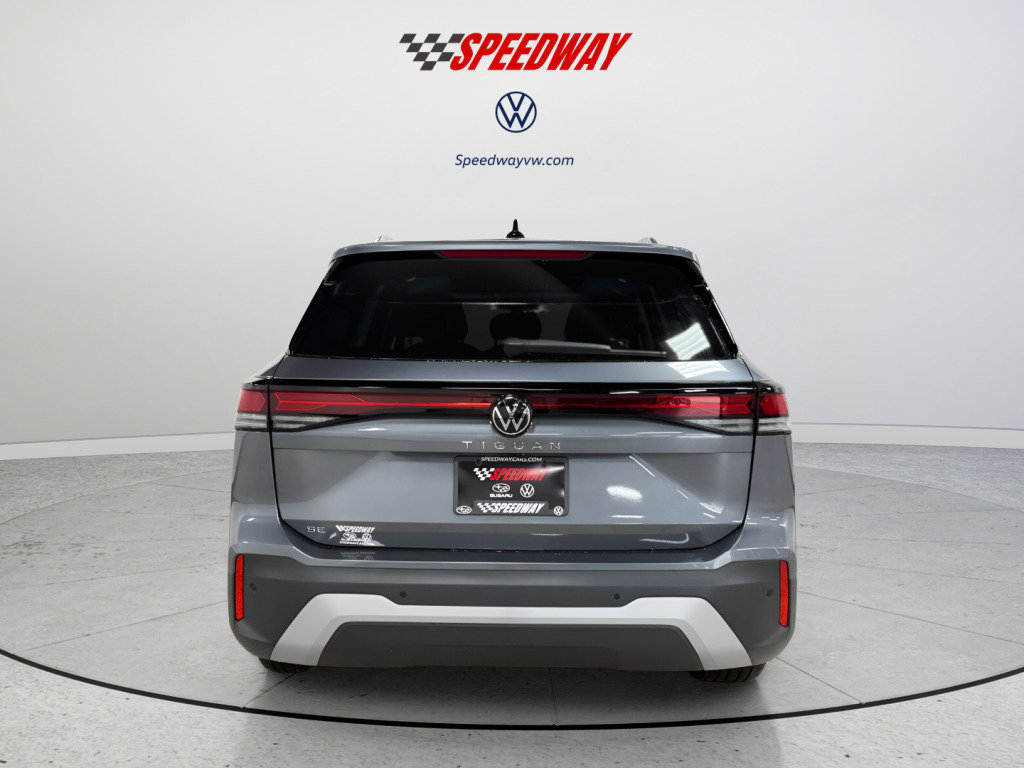 New 2025 Volkswagen Tiguan SE image 6
