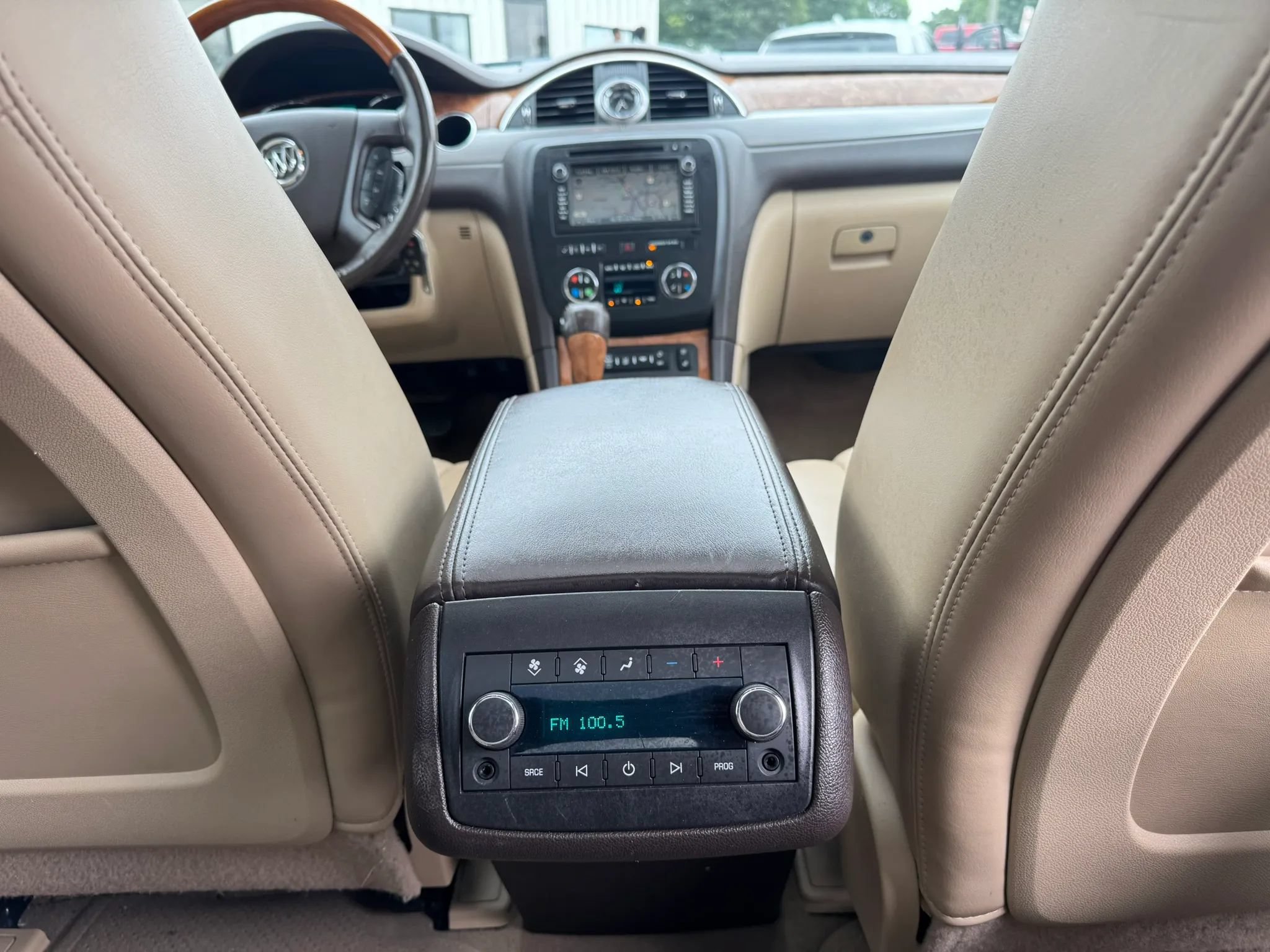 Used 2012 Buick Enclave Premium FWD image 17