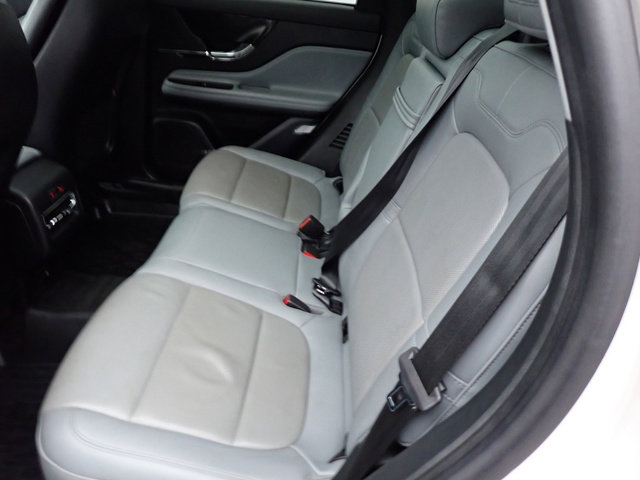 Used 2022 Lincoln Corsair AWD w/ Premium Package image 16