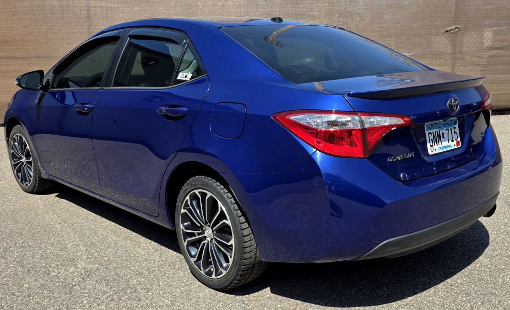 Used 2015 Toyota Corolla S Premium FWD image 5