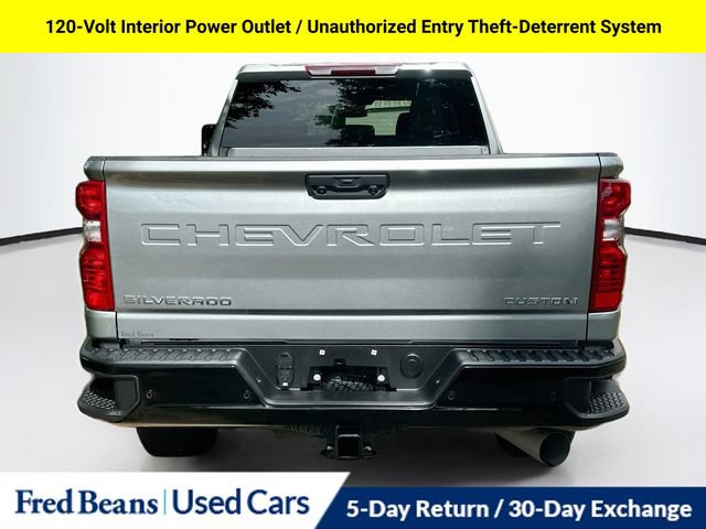 Used 2025 Chevrolet Silverado 2500 Custom w/ Custom Value Package AWD/4WD image 9