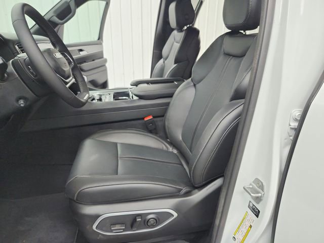 New 2026 Jeep Grand Wagoneer image 19