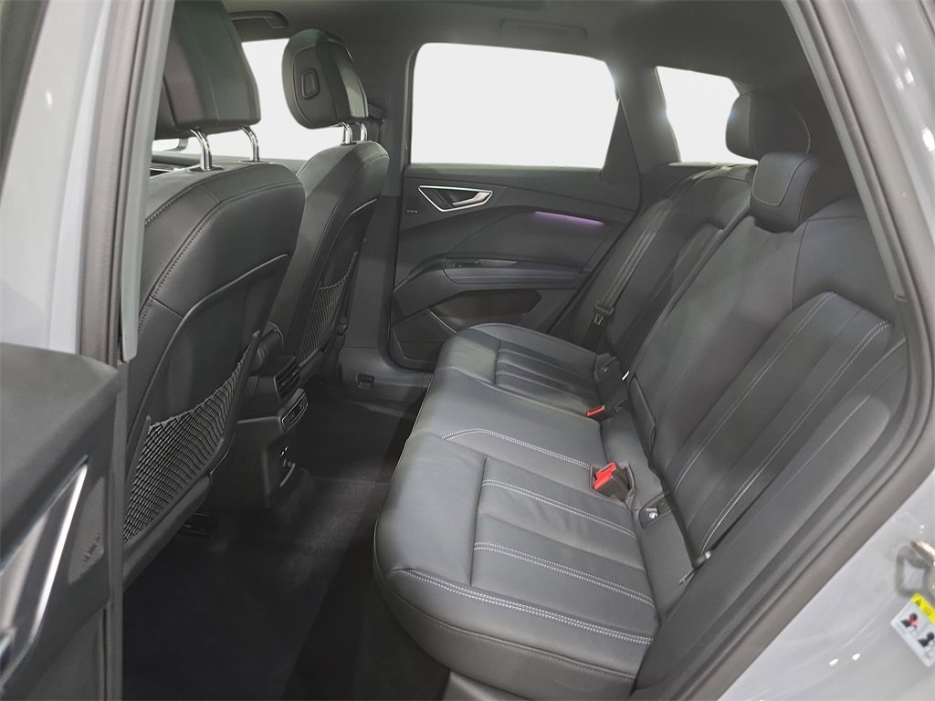Used 2024 Audi Q4 e-tron Premium Plus image 10